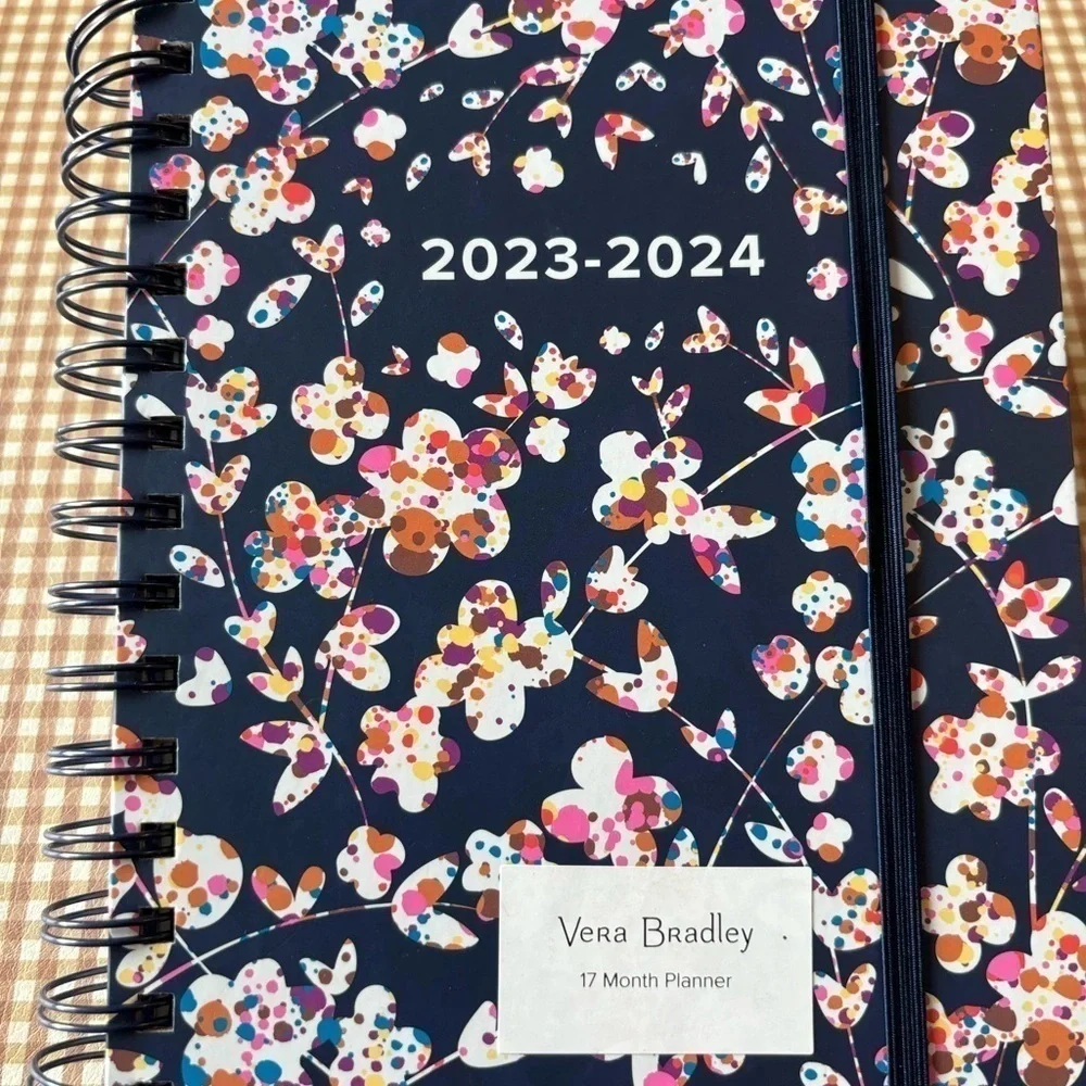 Vera Bradley‎ Floral notebook agenda 17 month planner 2023-2024. NEW